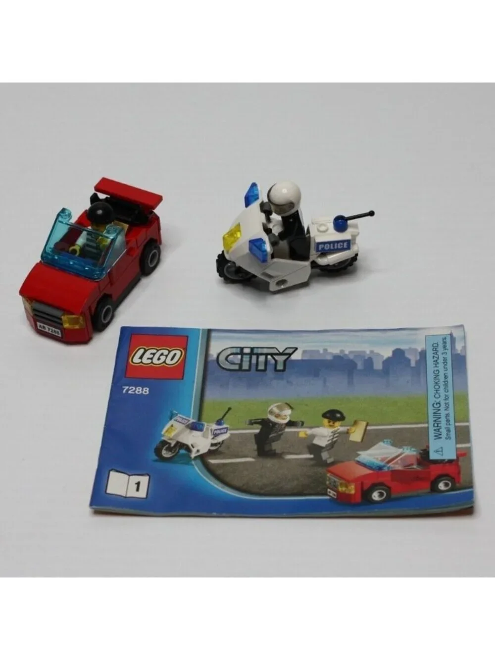 Lego City Mobile Police Unit Set 7288 Complete and with Instructions